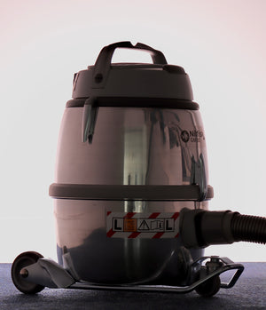 
            
                Load image into Gallery viewer, Nilfisk GM80P (Professional Vacuum Cleaner)
            
        